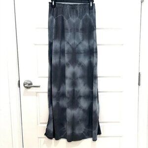 GO COUTURE MAXI SKIRT NWOT MEDIUM